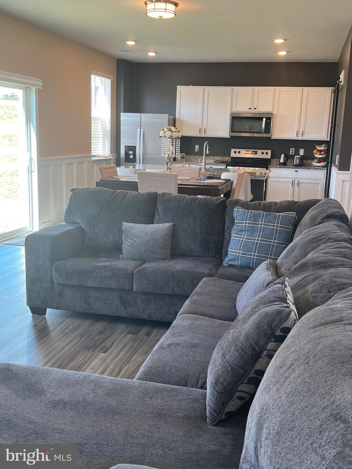 MAGNOLIA SPRINGS - Residential Lease