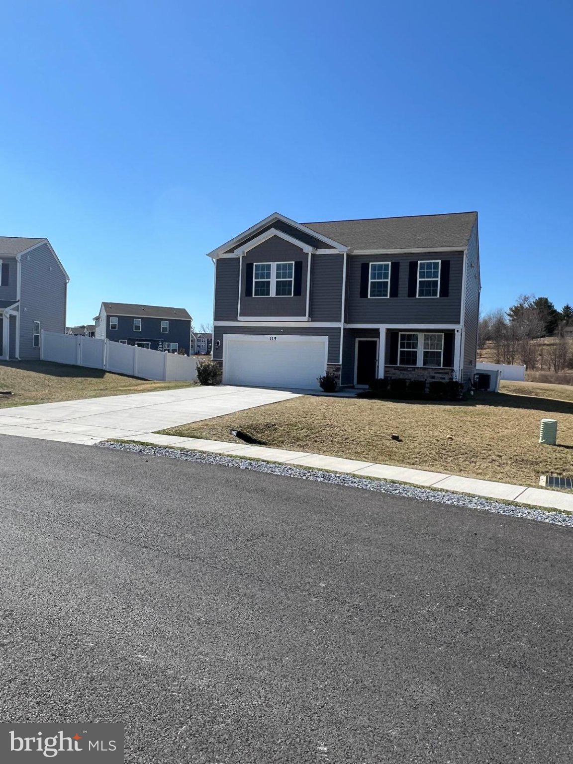 MAGNOLIA SPRINGS - Residential Lease