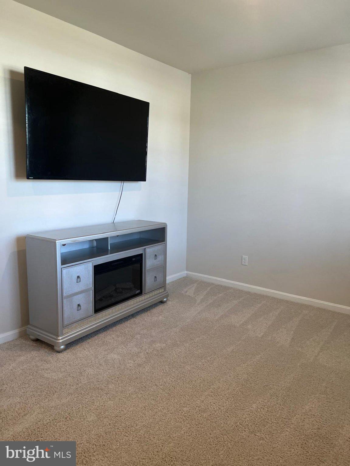 MAGNOLIA SPRINGS - Residential Lease