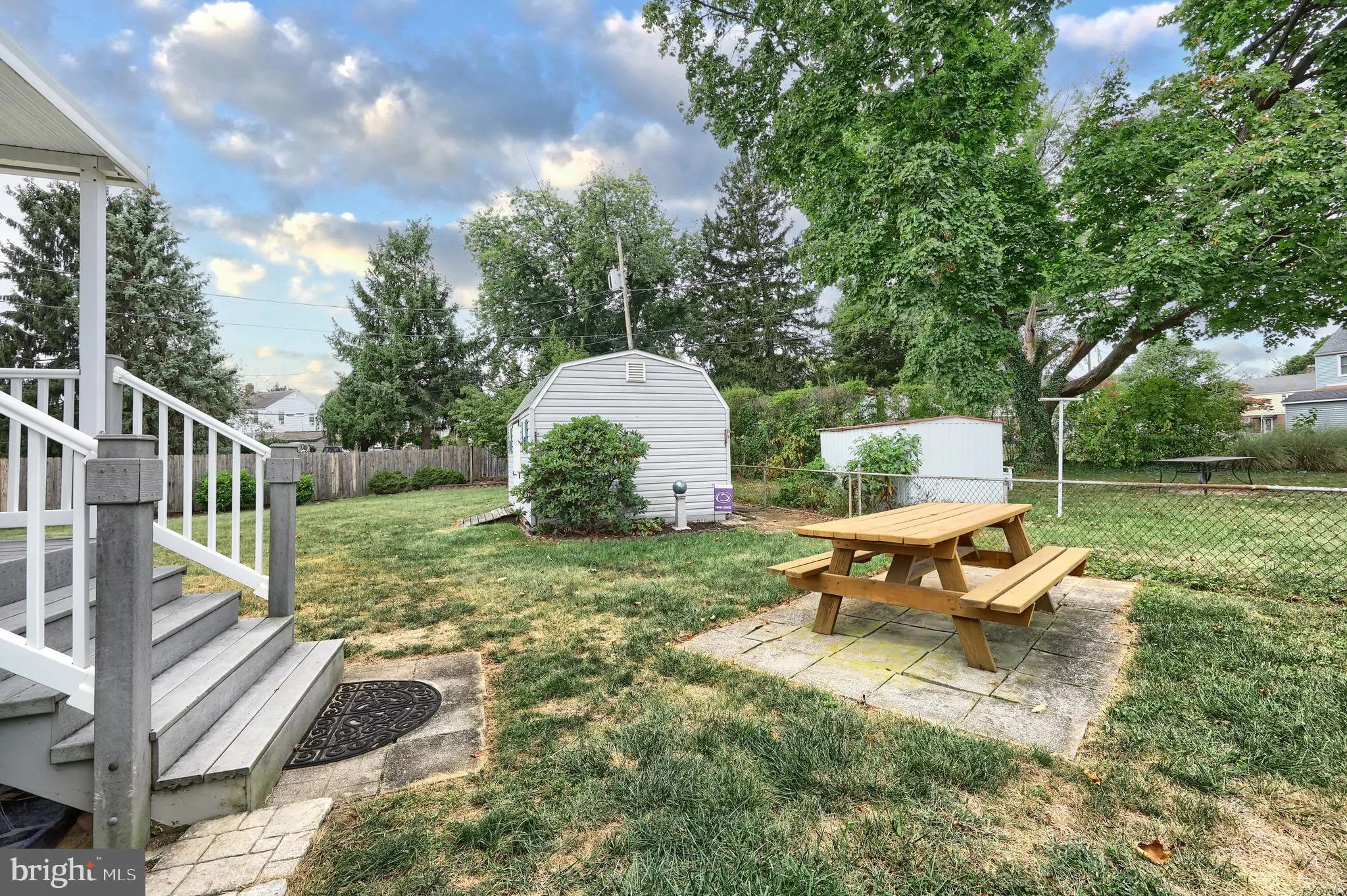 York, Pennsylvania 17404, United States, 3 Bedrooms Bedrooms, ,2 BathroomsBathrooms,Residential,Pending,216384