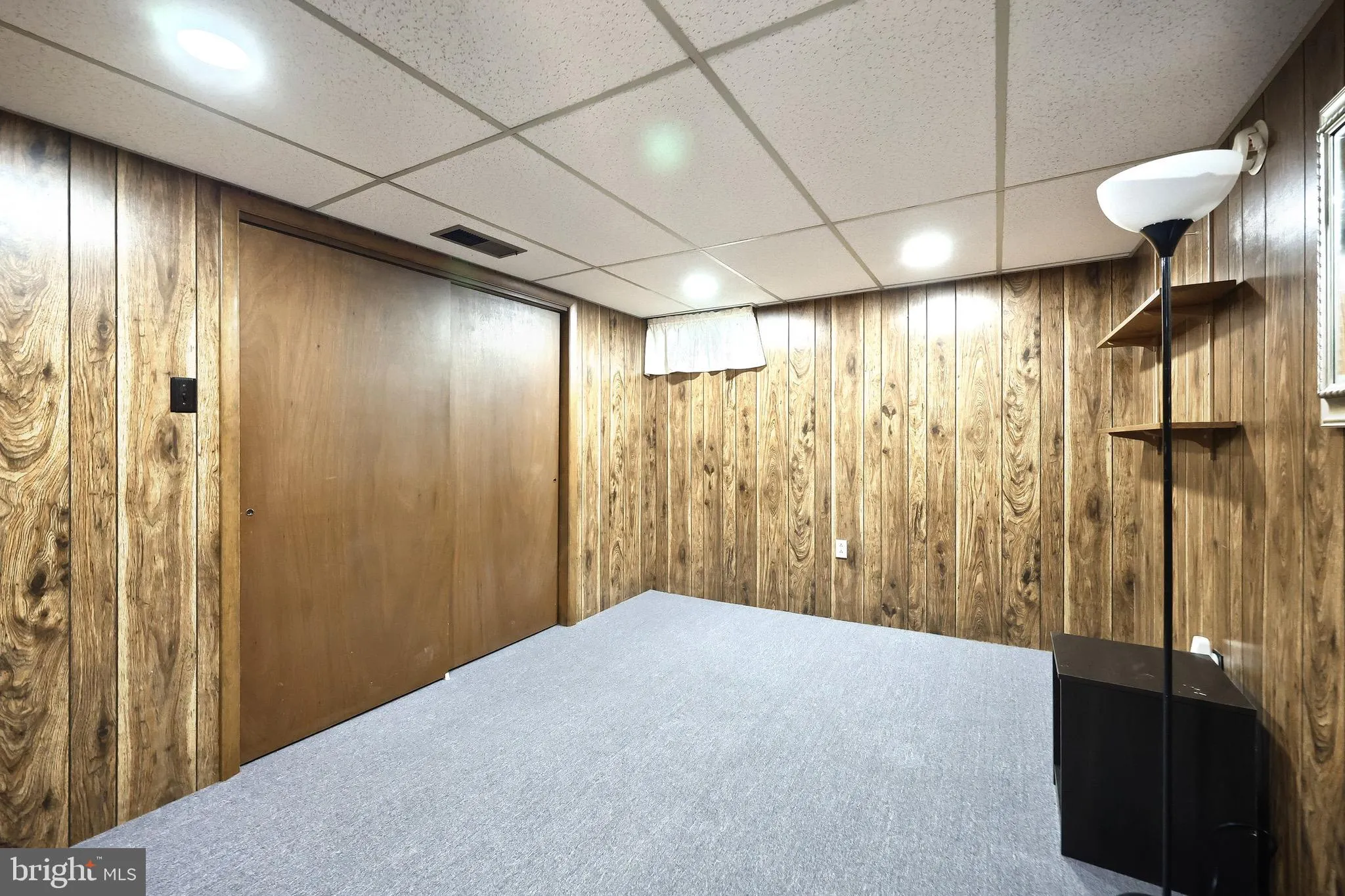 York, Pennsylvania 17404, United States, 3 Bedrooms Bedrooms, ,2 BathroomsBathrooms,Residential,Pending,216384