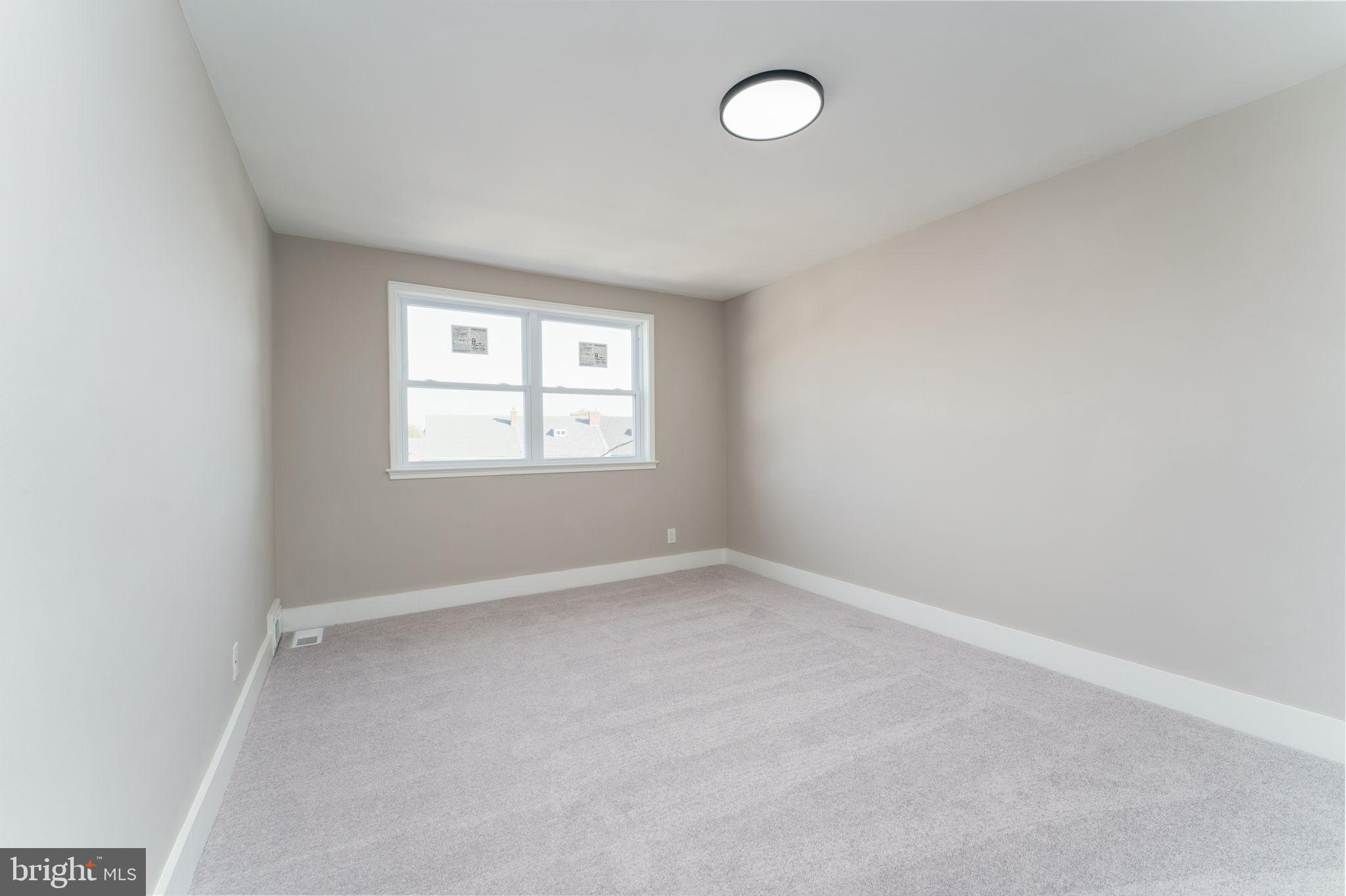 PERRING LOCH - Residential