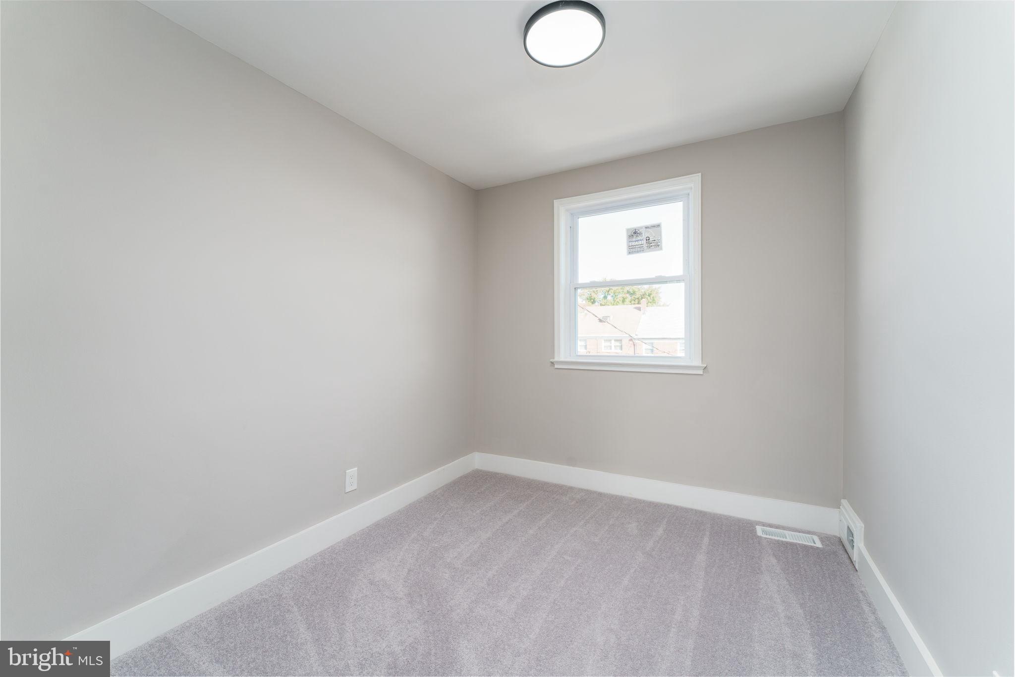 PERRING LOCH - Residential