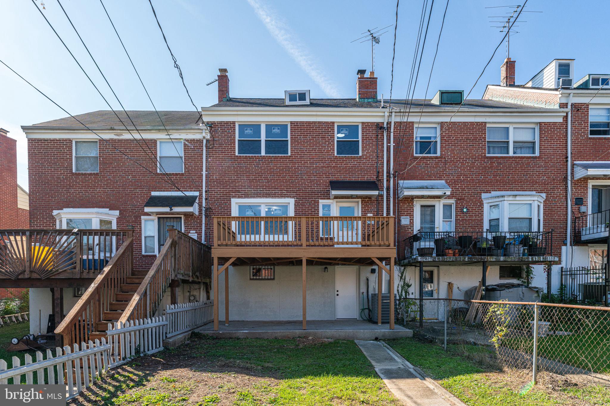 PERRING LOCH - Residential