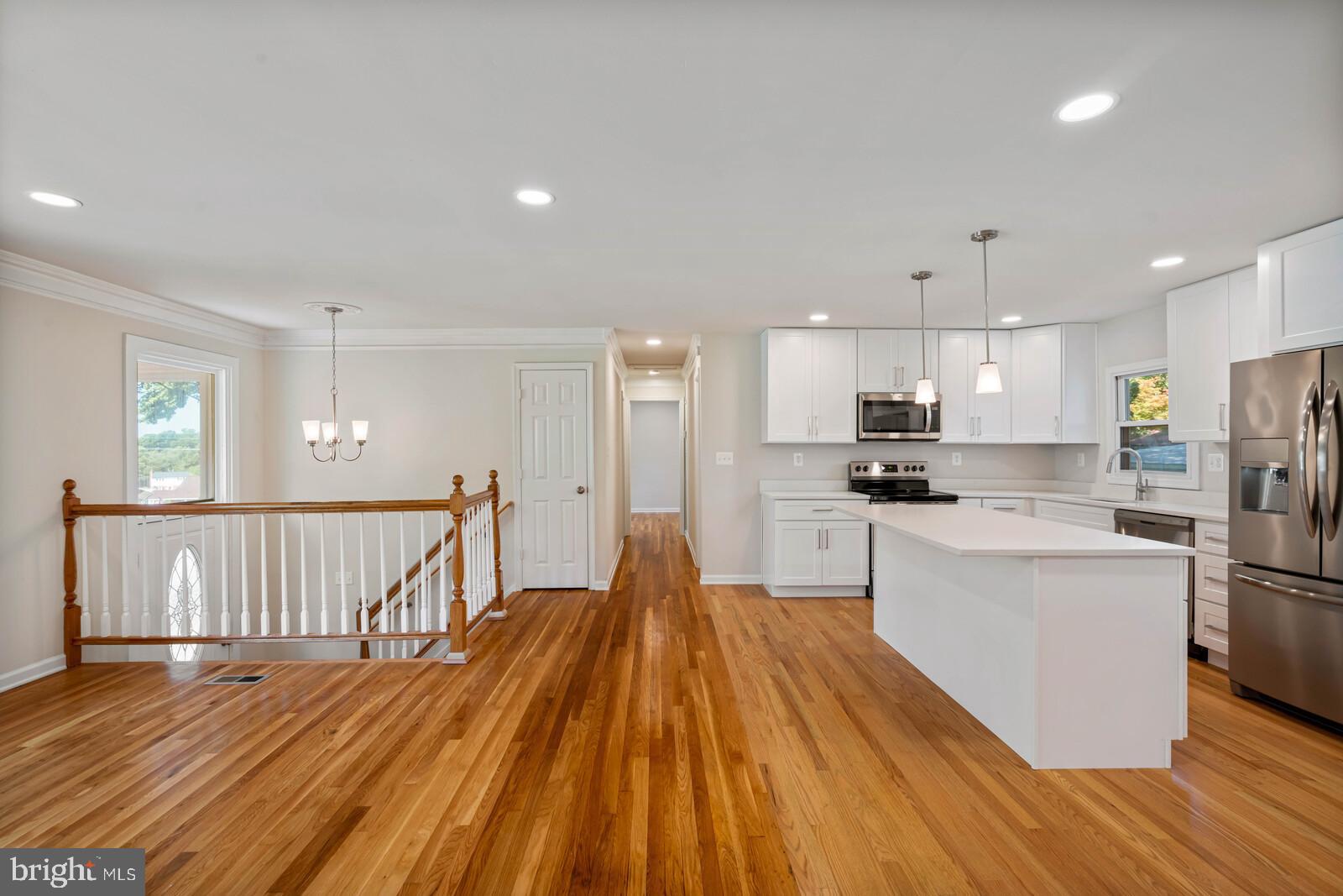 DALE CITY - Residential