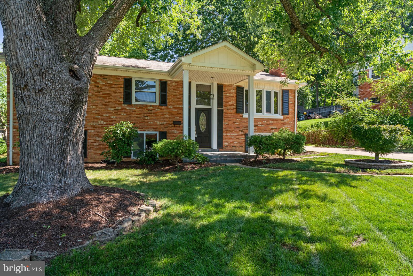 DALE CITY - Residential