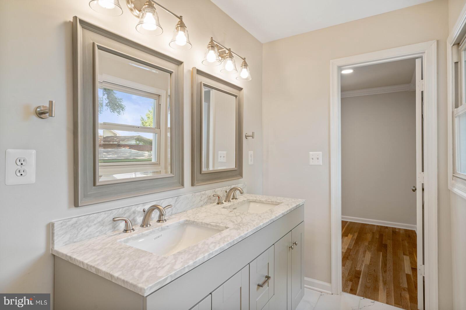 DALE CITY - Residential