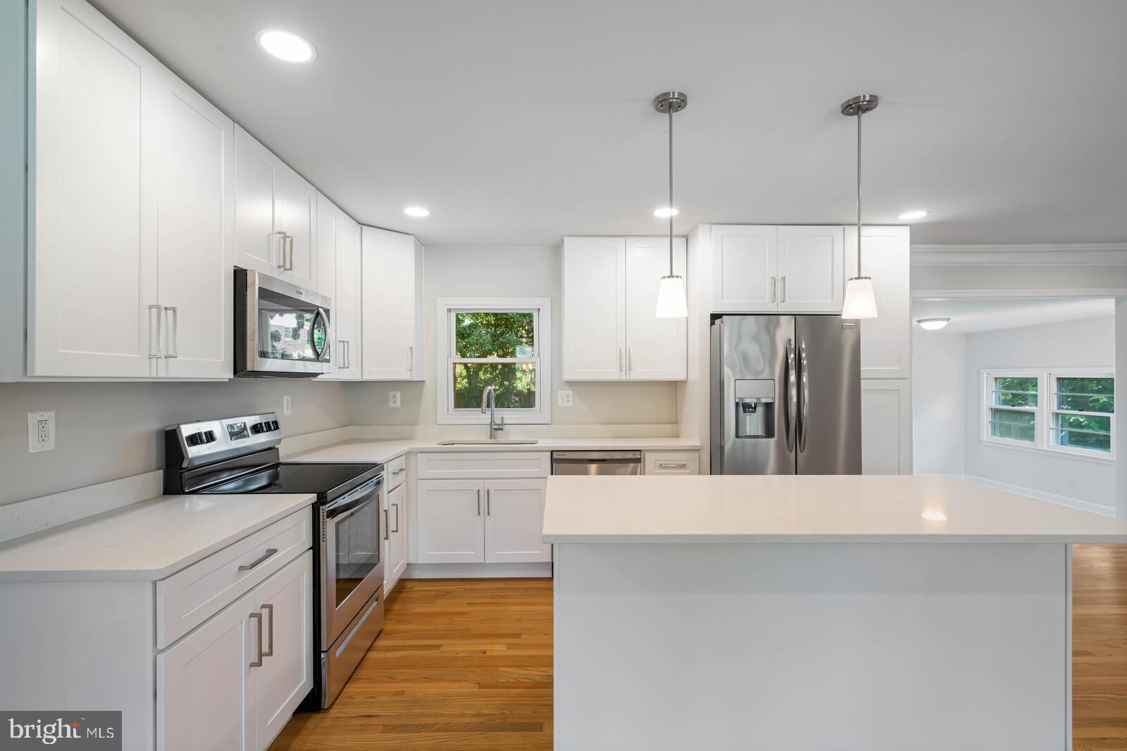 DALE CITY - Residential