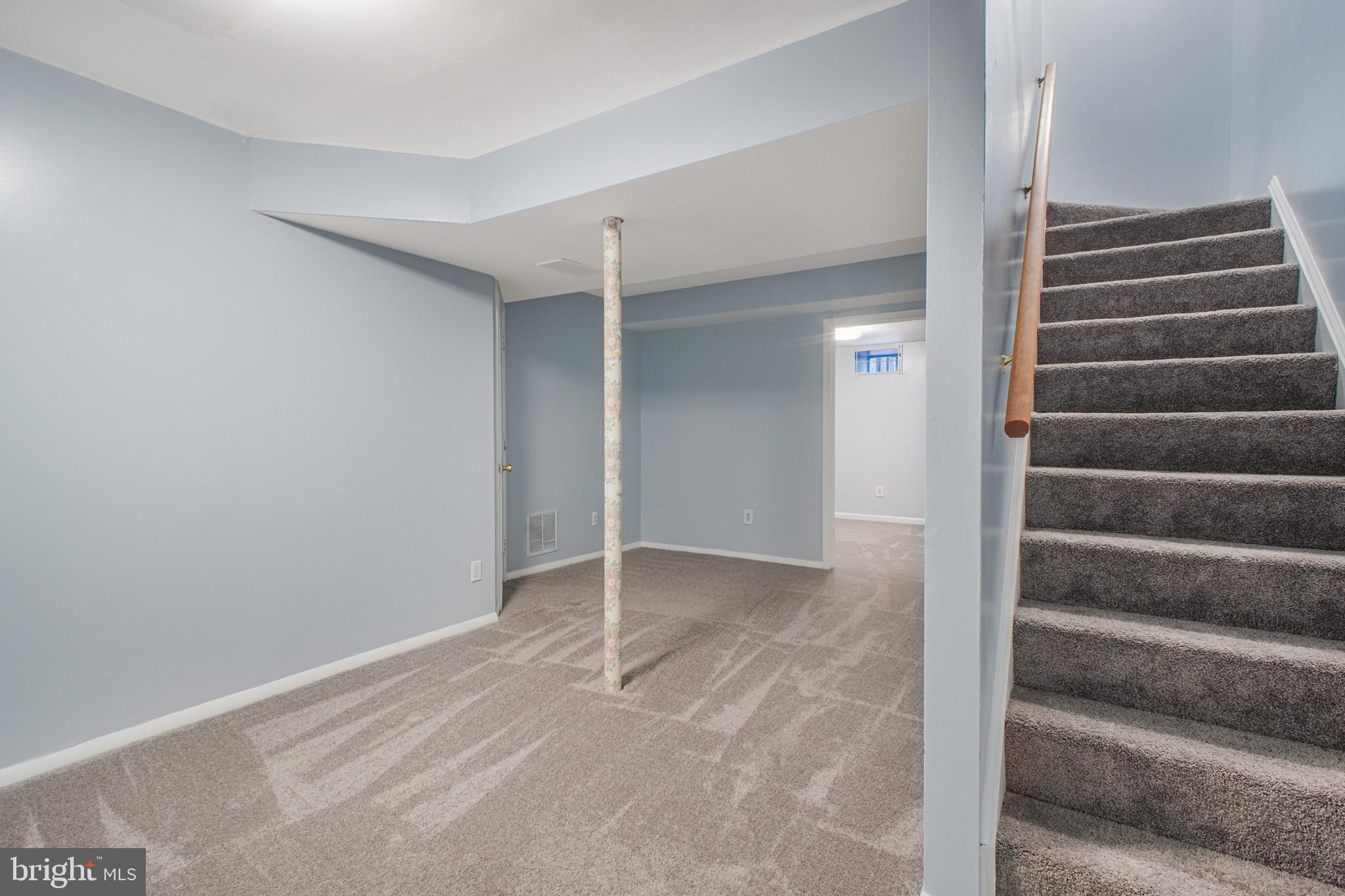 REFLECTION LAKE - Residential