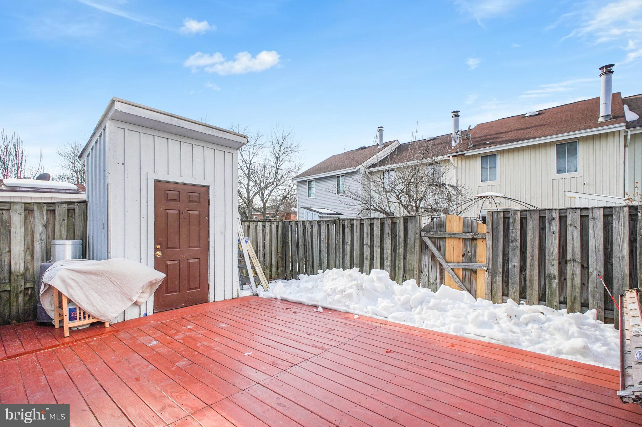 REFLECTION LAKE - Residential