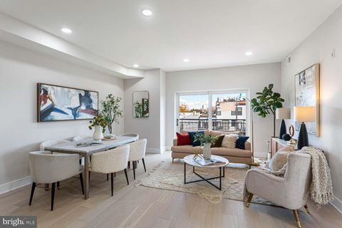 1516 EAST CAPITOL STREET NE WASHINGTON DC 20003