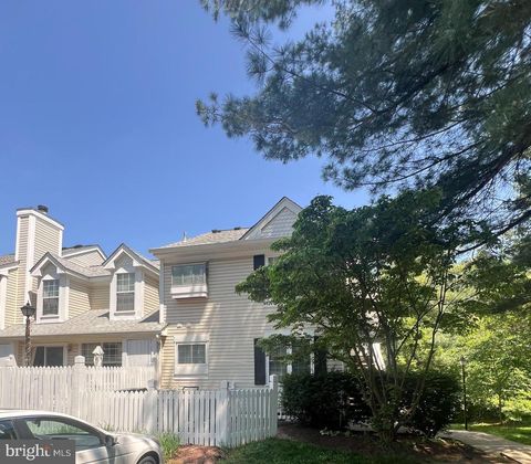 2921 S WOODLEY STREET F ARLINGTON VA 22206