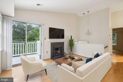 2921 S WOODLEY STREET F ARLINGTON VA 22206