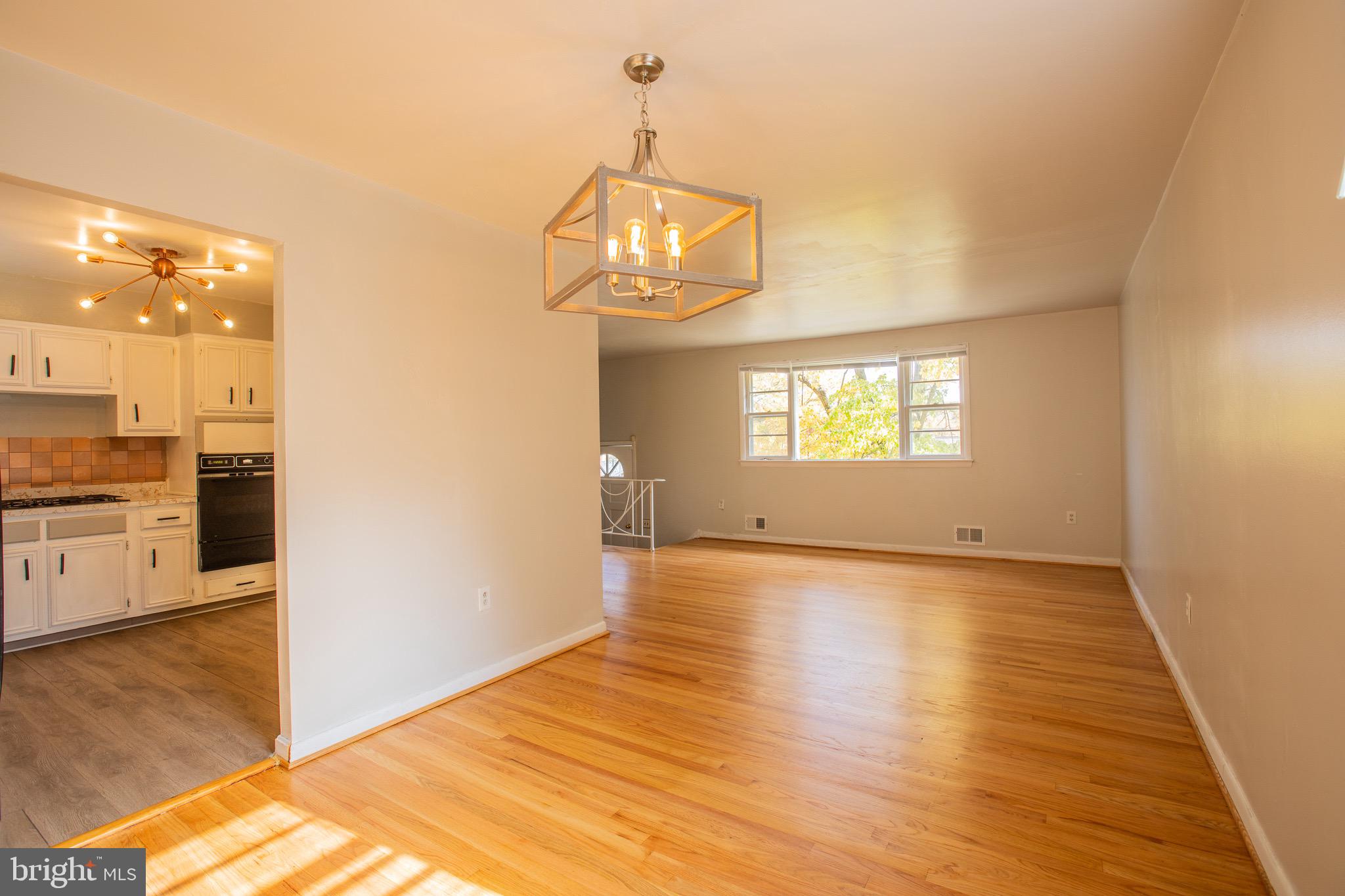 FORT WASHINGTON - Residential Lease