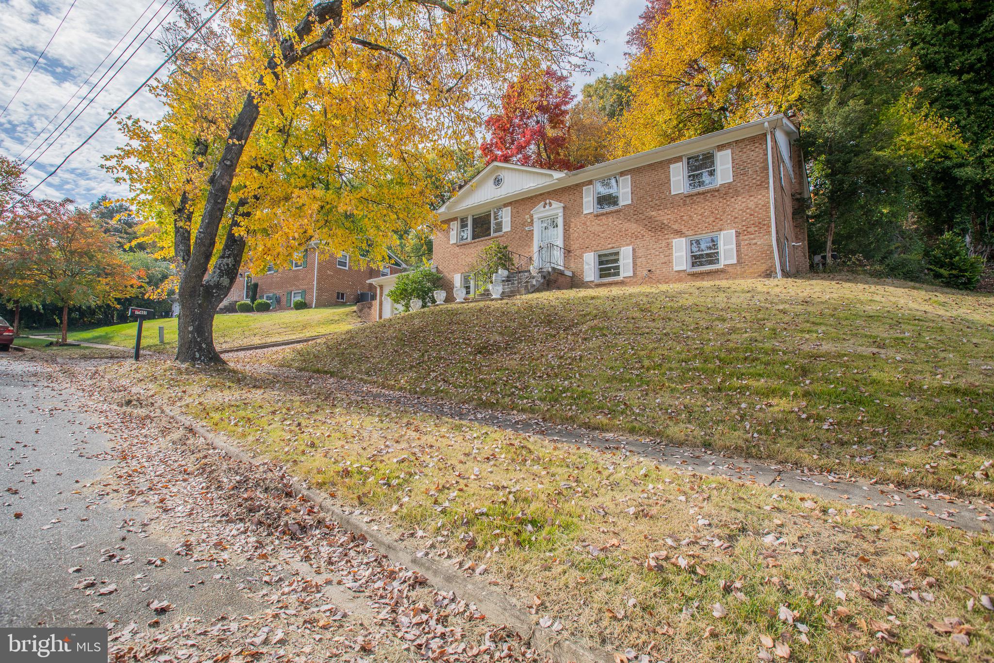 FORT WASHINGTON - Residential Lease