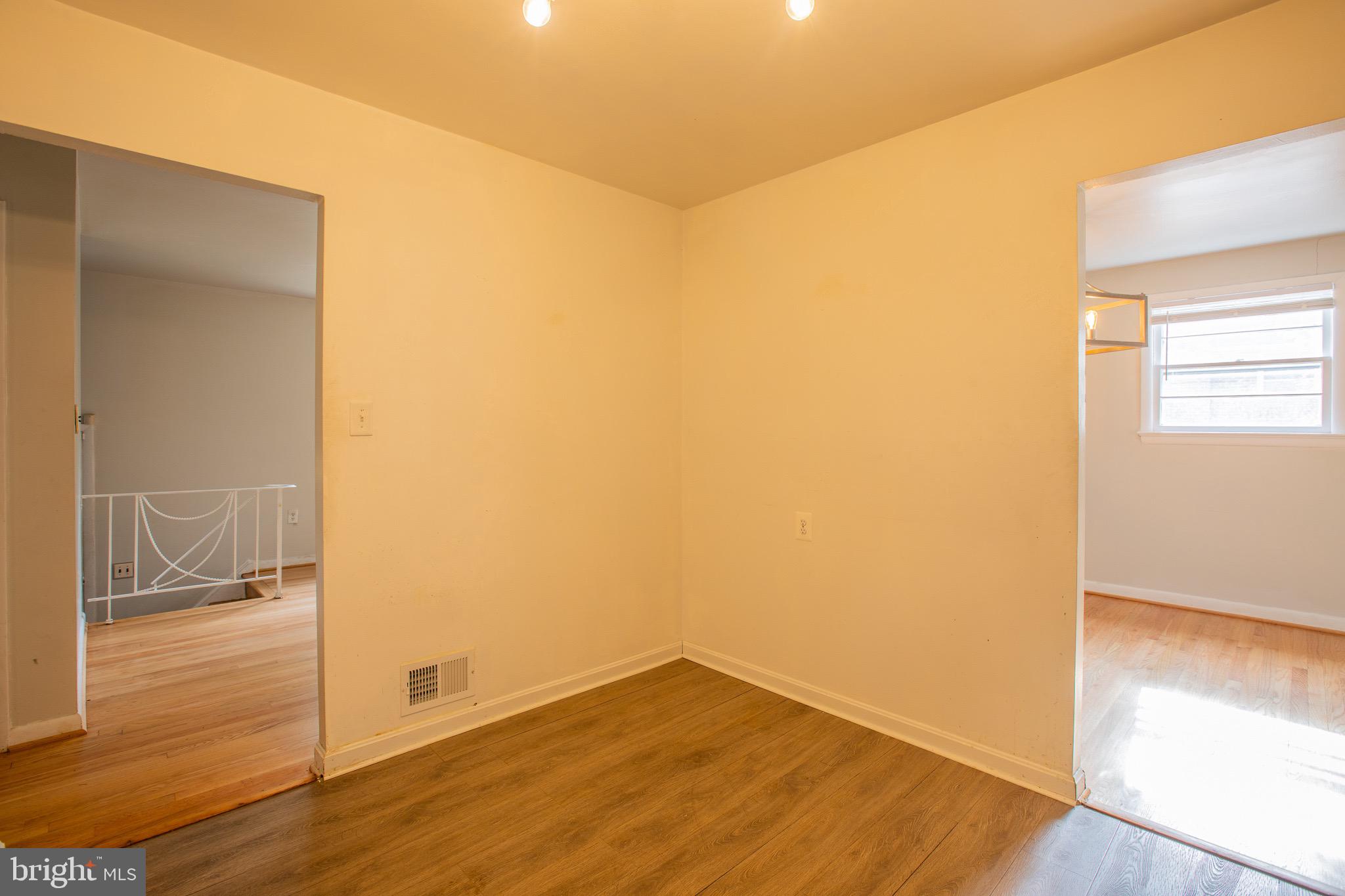 FORT WASHINGTON - Residential Lease