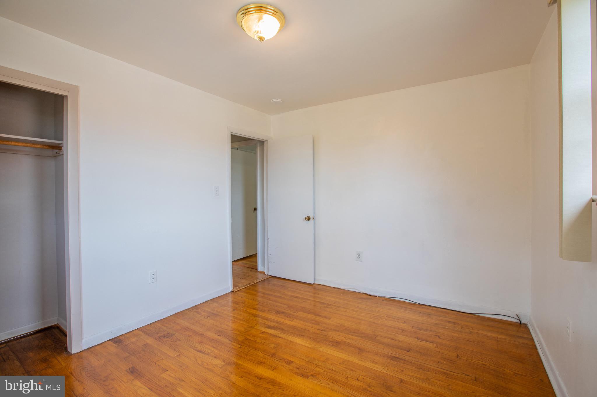 FORT WASHINGTON - Residential Lease