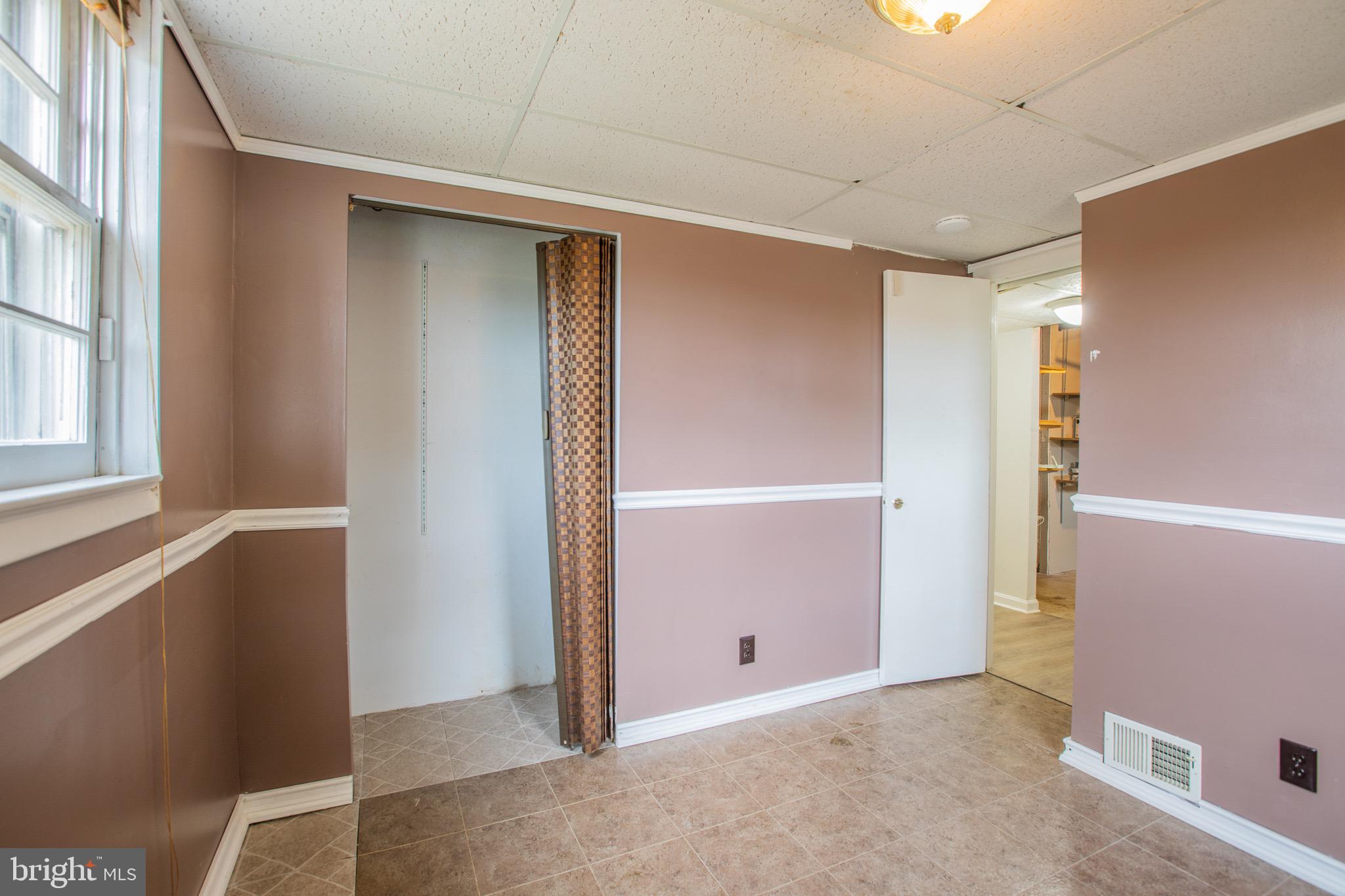 FORT WASHINGTON - Residential Lease