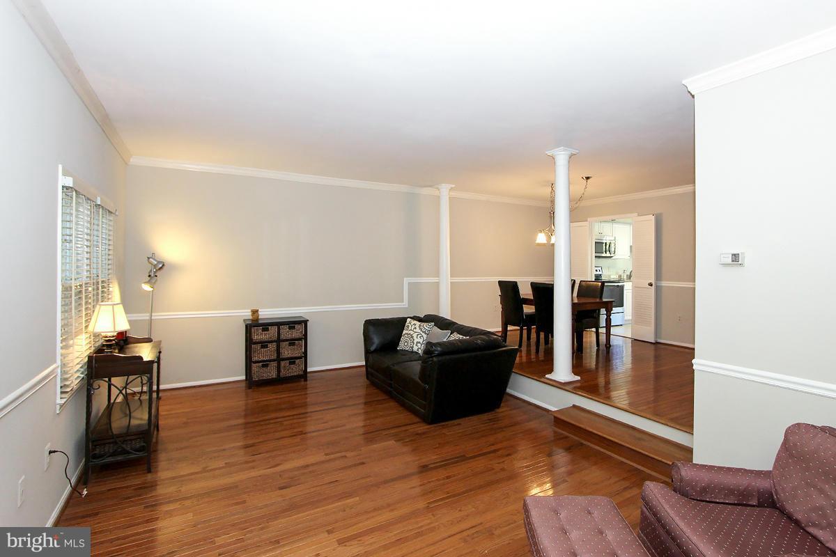 INVERNESS KNOLLS - Residential