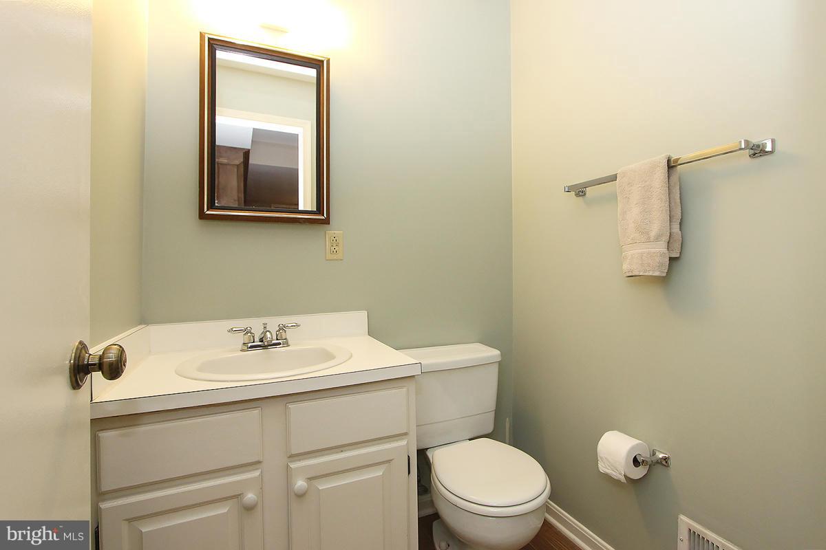 INVERNESS KNOLLS - Residential