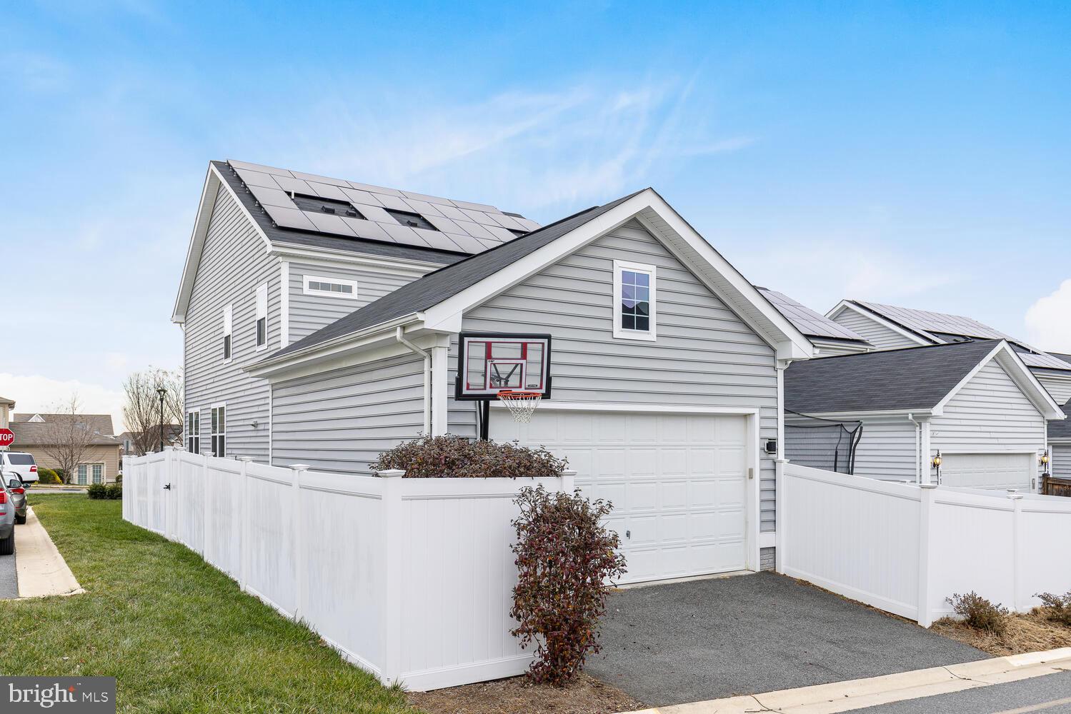 EMBREY MILL - Residential