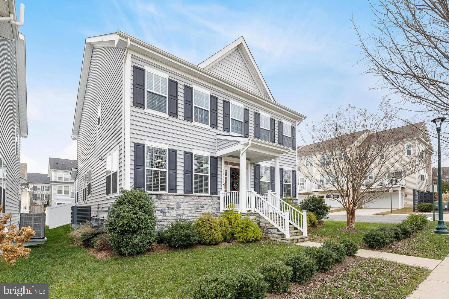 EMBREY MILL - Residential