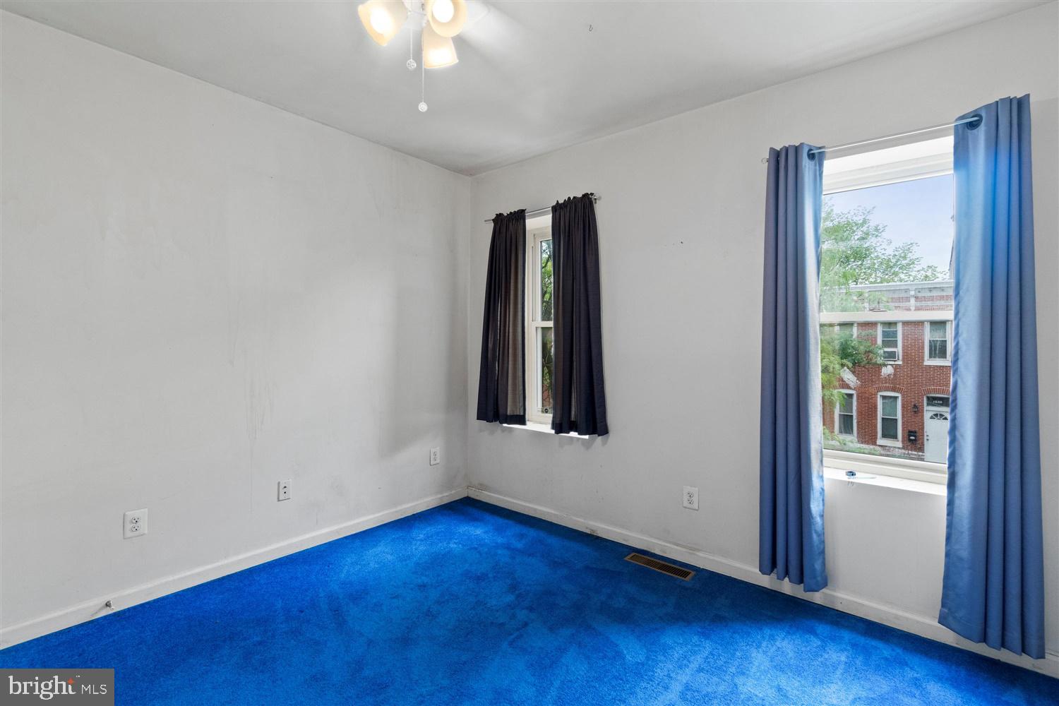 SANDTOWN-WINCHESTER - Residential