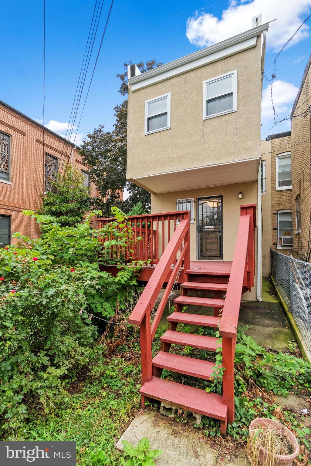 SANDTOWN-WINCHESTER - Residential