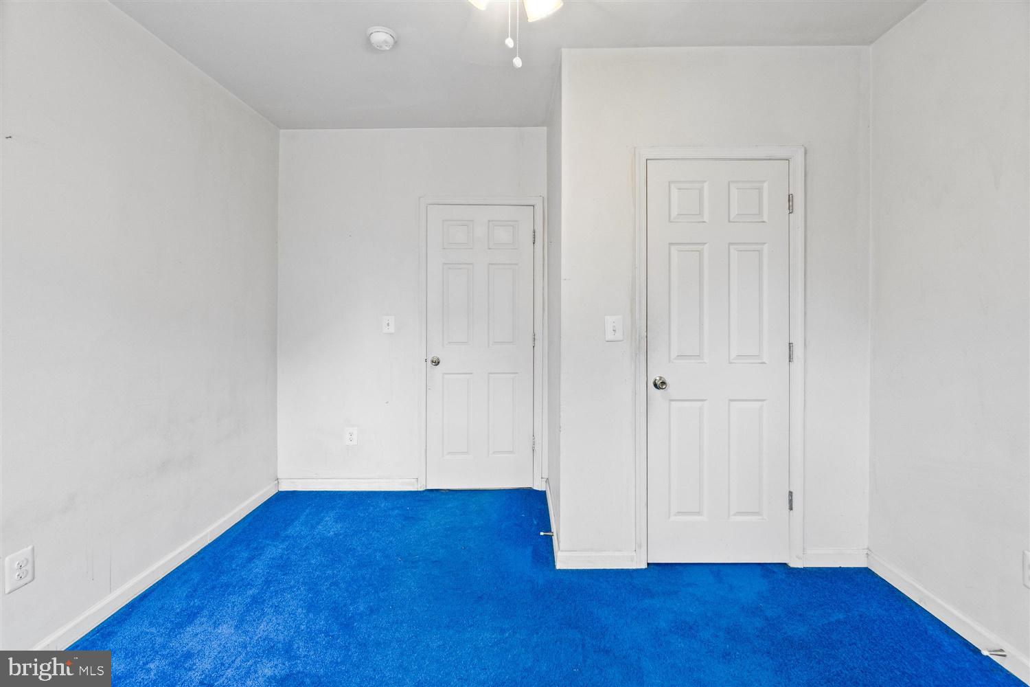 SANDTOWN-WINCHESTER - Residential