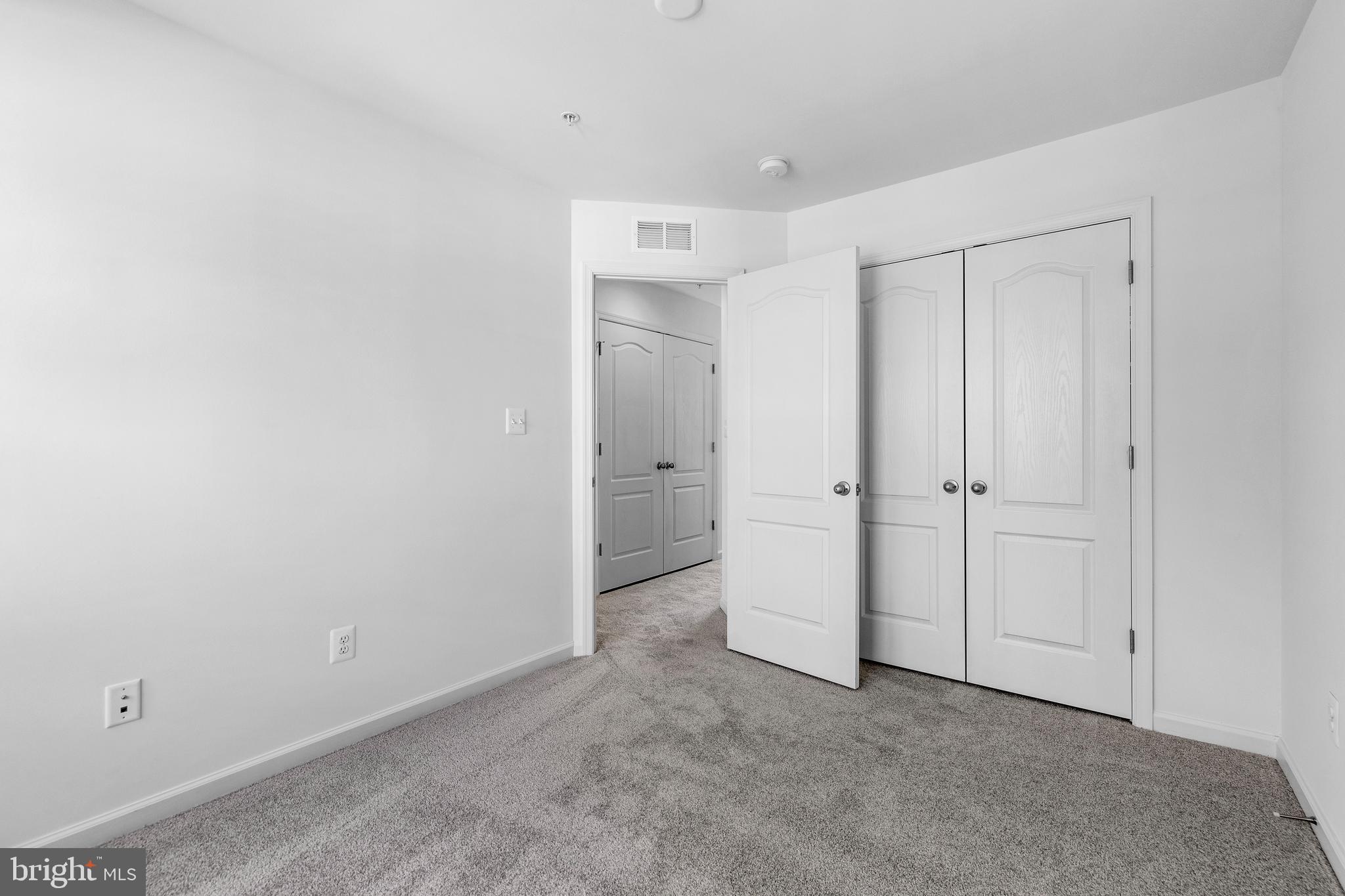 BURHANS VILLAGE - Residential Lease