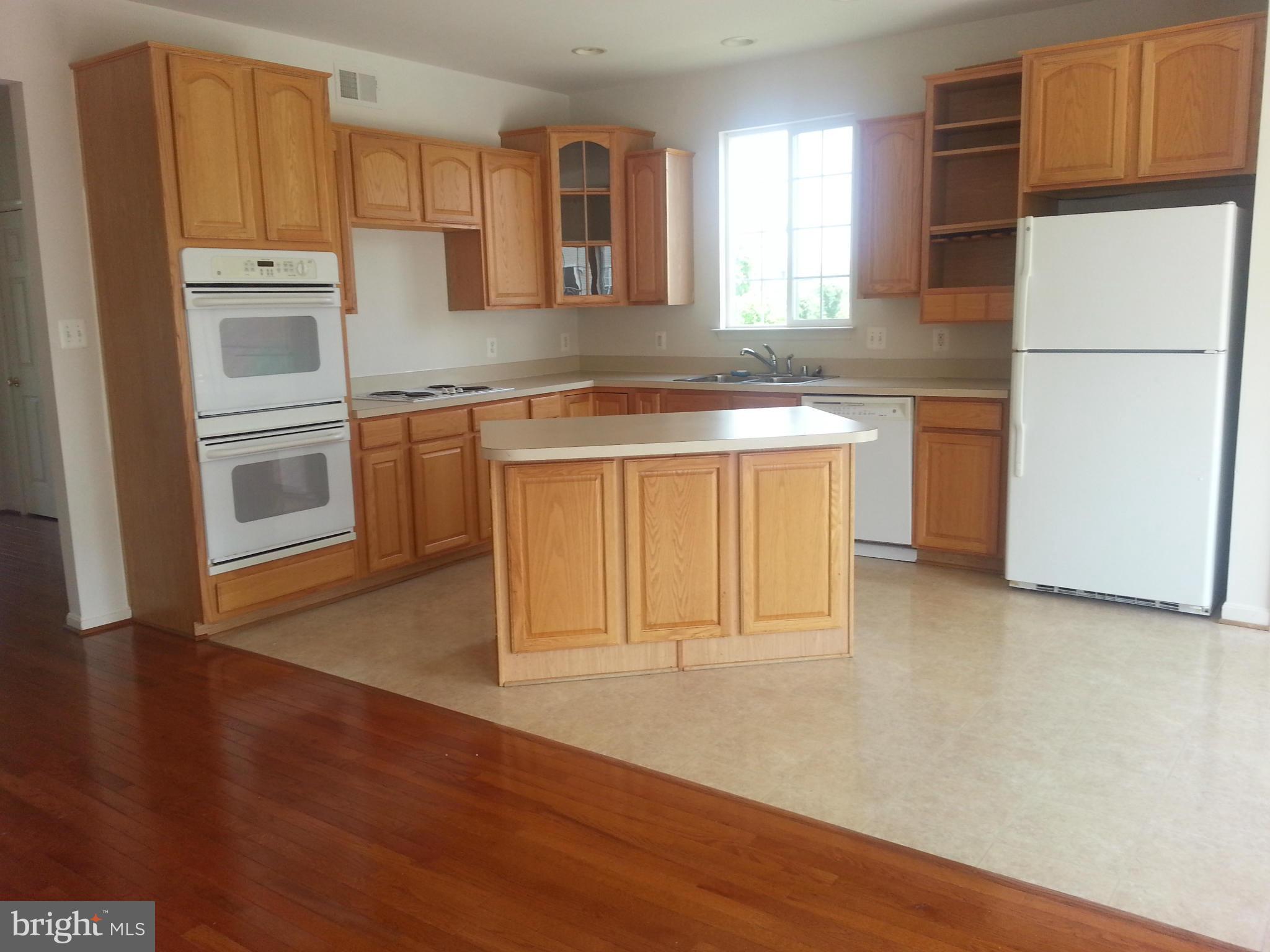 ASHBROOK VILLAGE - Residential Lease