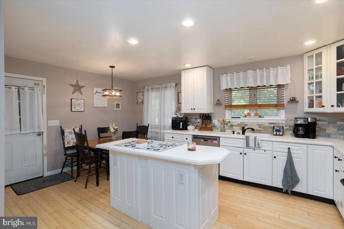 DENTON AREA - Residential