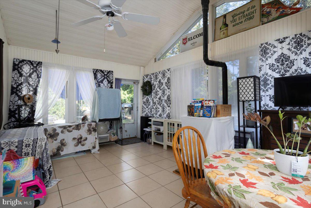 DENTON AREA - Residential