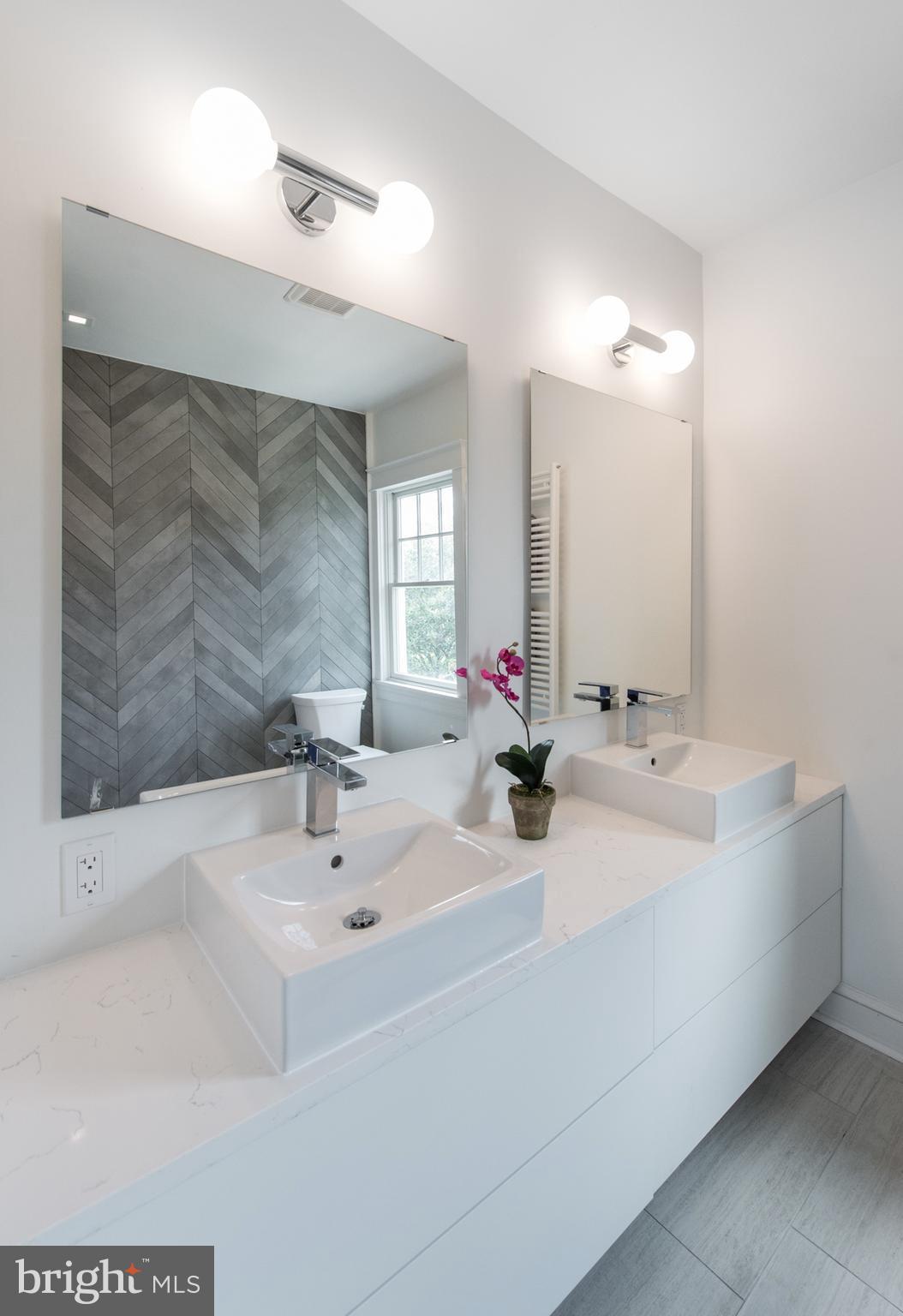 HOMEWOOD - Residential