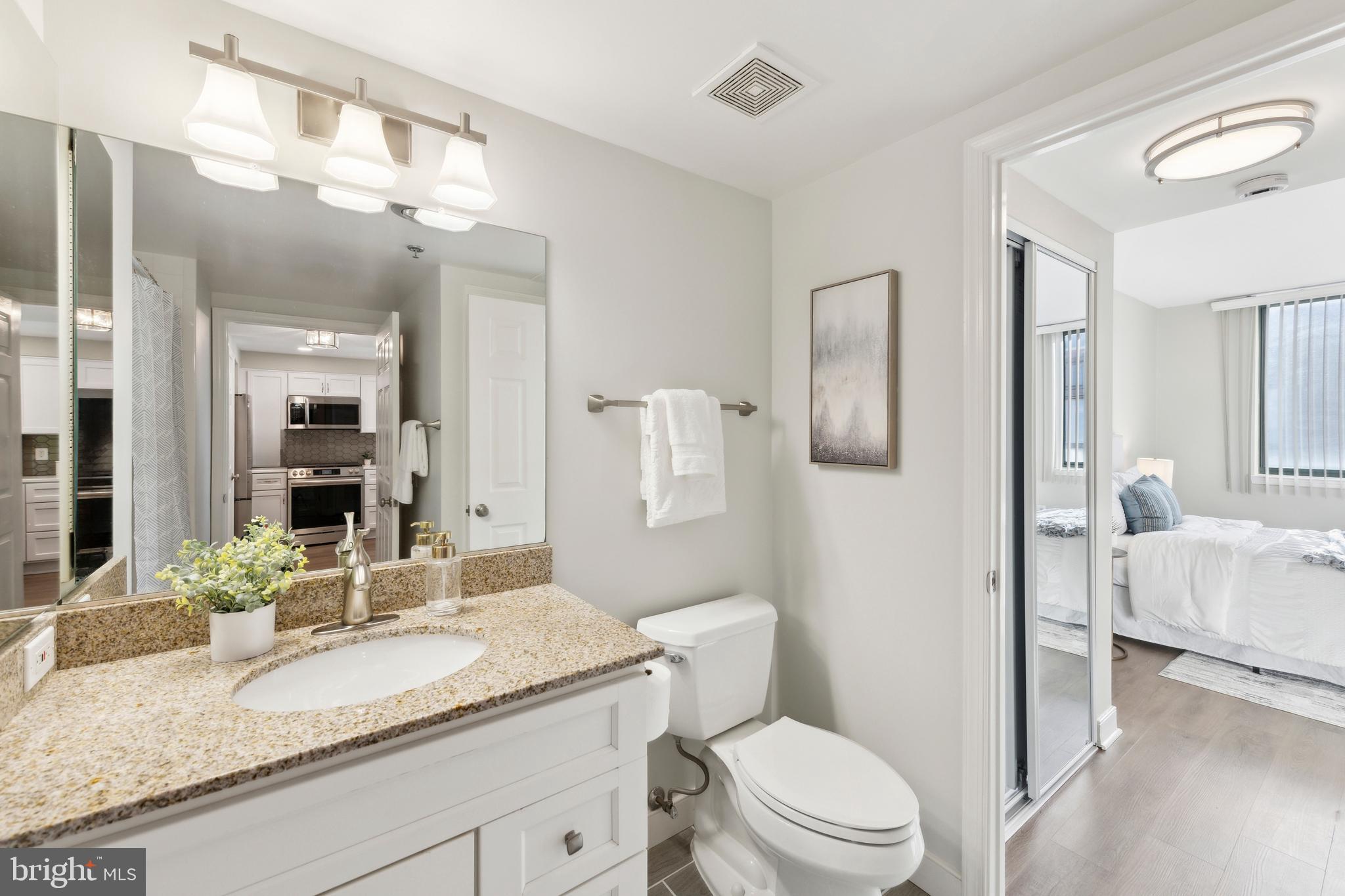 WINDSOR PLAZA - Residential