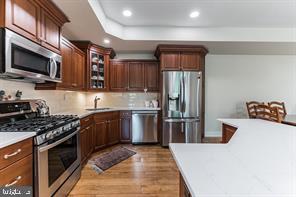 VICTORIA GARDENS - Residential Lease