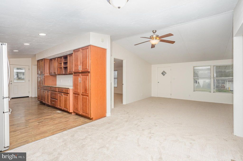 Photo of 264 Westwood Drive, YORK, PA 17404 (MLS # PAYK2094398)