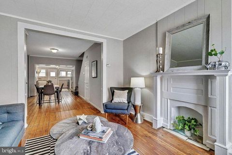 4547 BAKER STREET PHILADELPHIA PA 19127