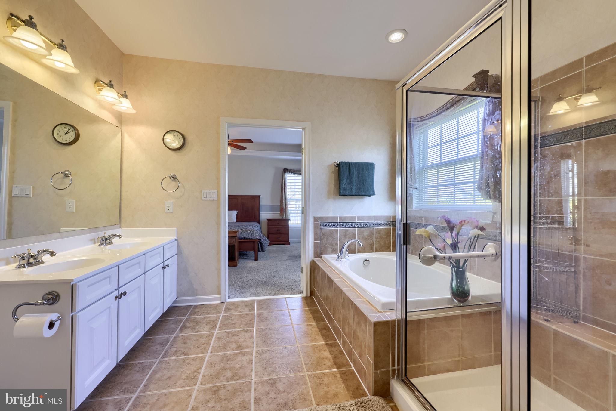 SYCAMORE GROVE-REGENTS GL - Residential