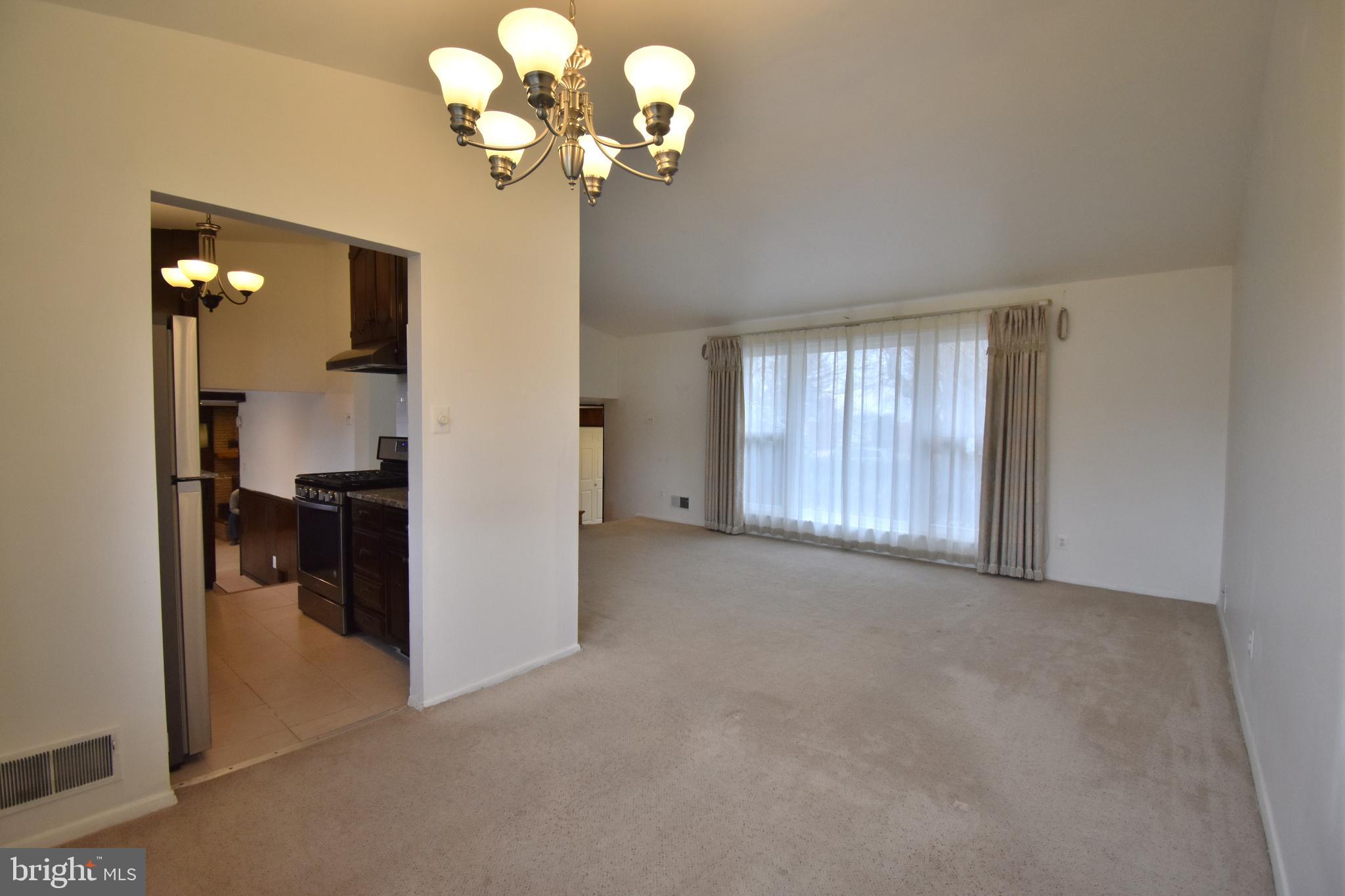 ASPEN HILL PARK - Residential Lease