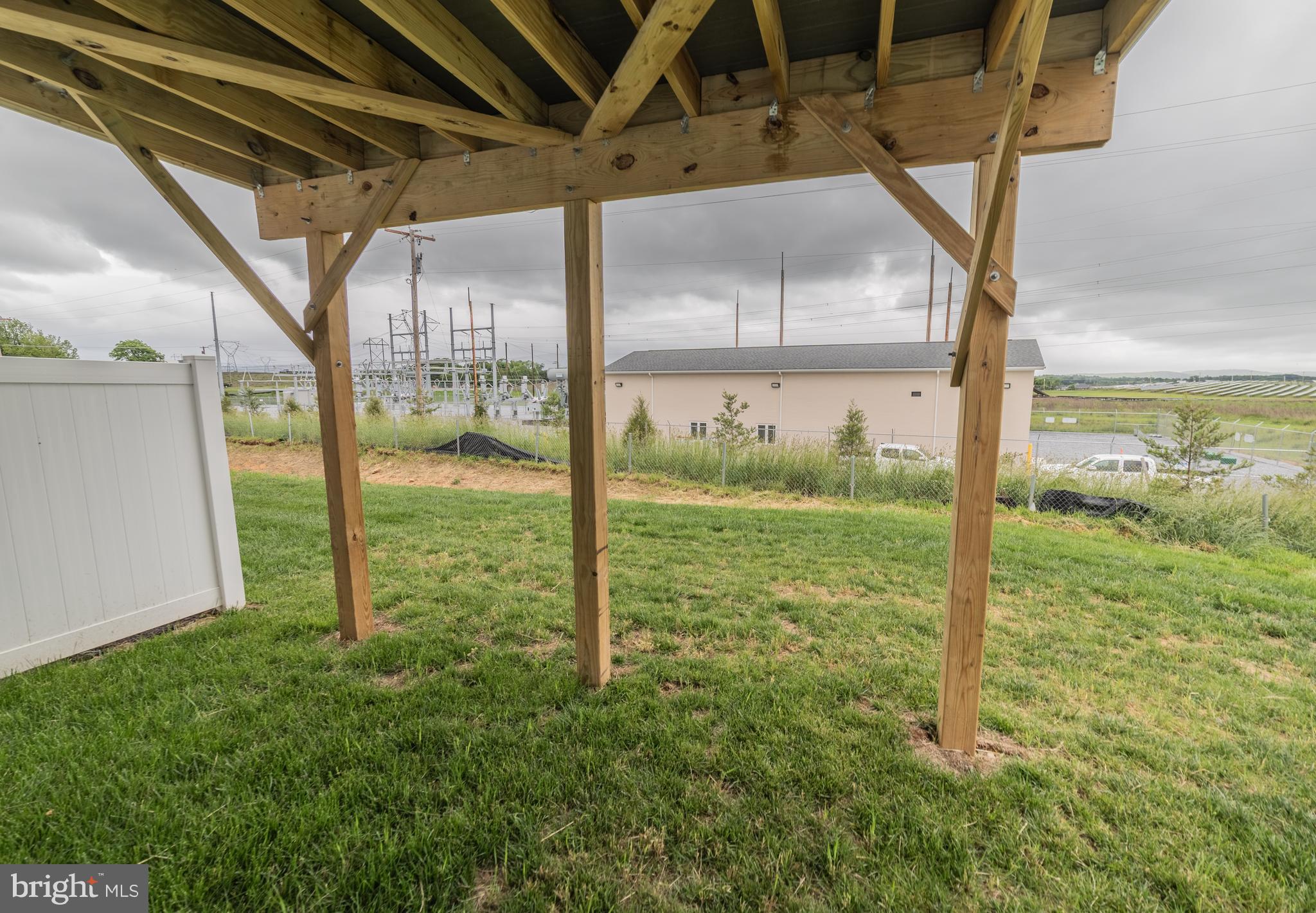 KING'S CROSSING - Residential Lease