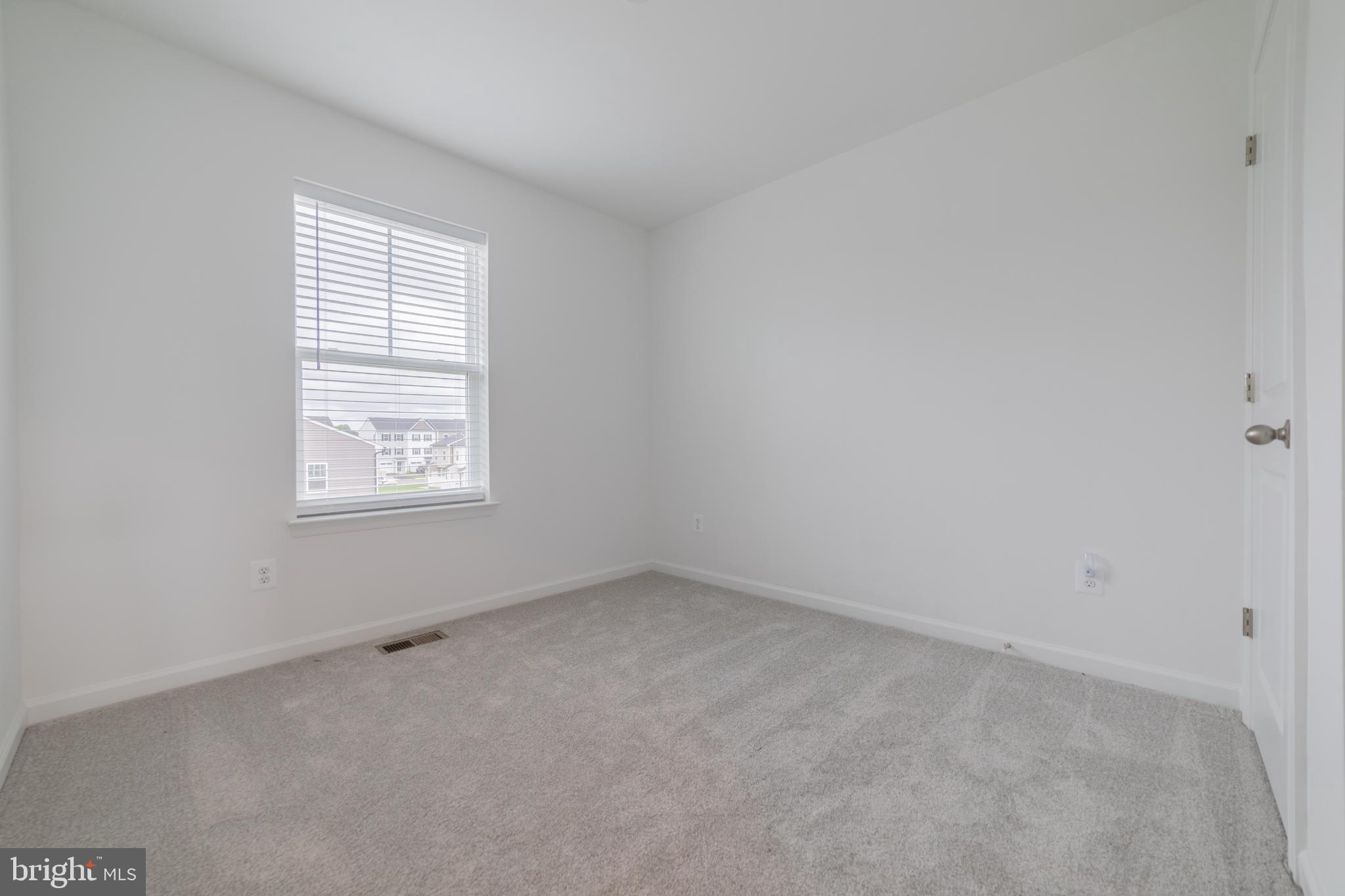 KING'S CROSSING - Residential Lease