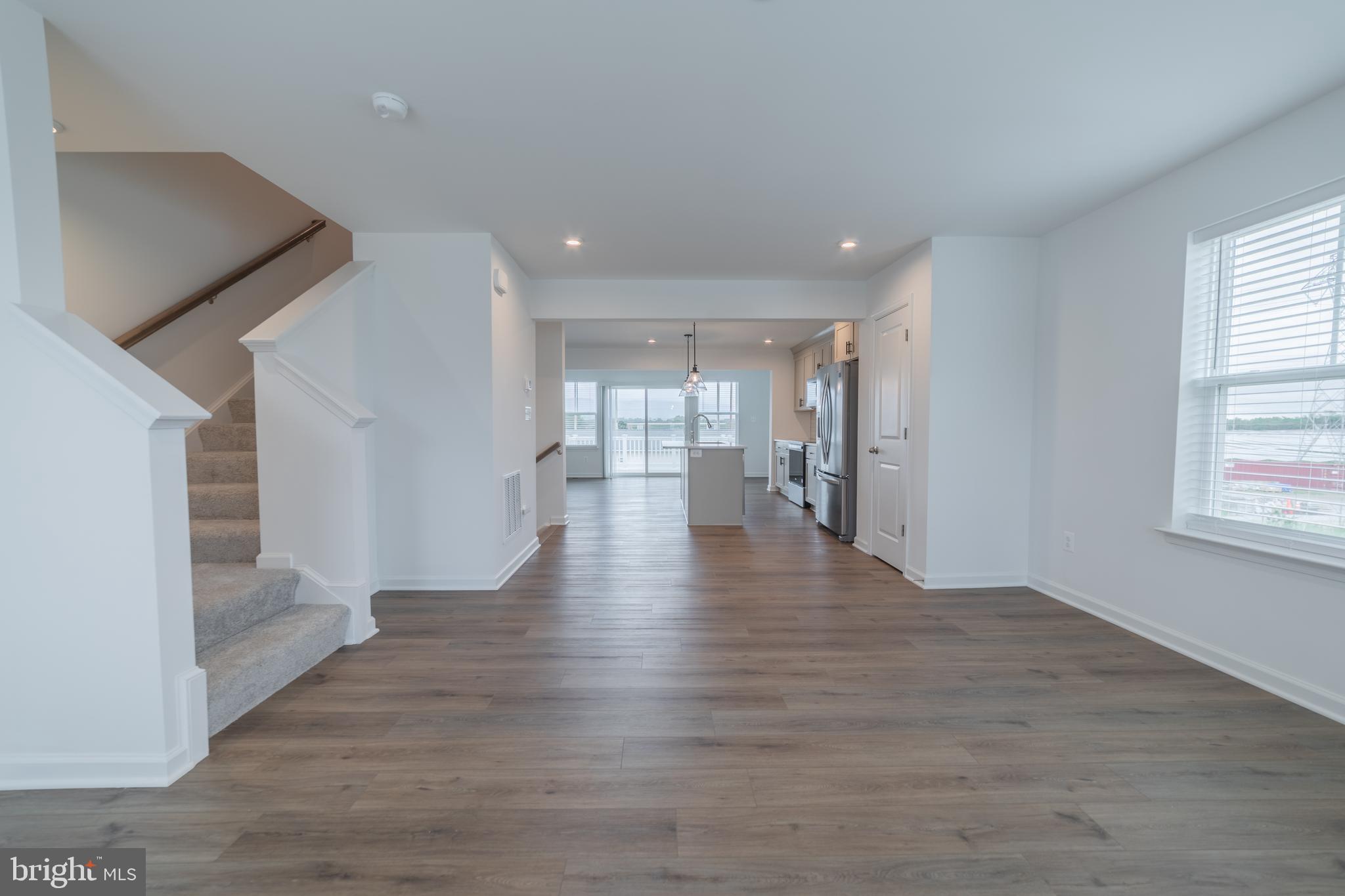 KING'S CROSSING - Residential Lease