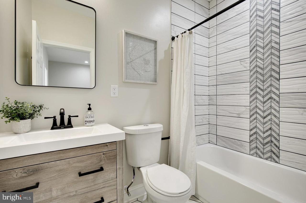 UPPER PARK HEIGHTS - Residential