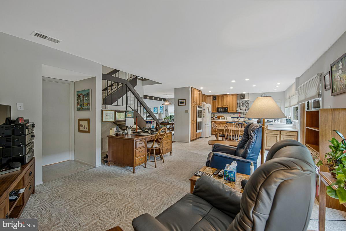 CHARLENE - Residential