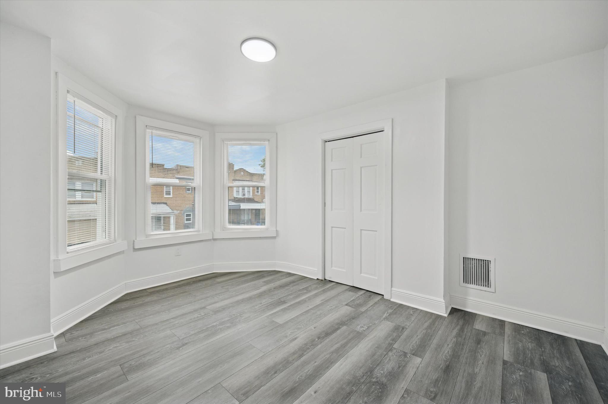 GERMANTOWN (EAST) - Residential