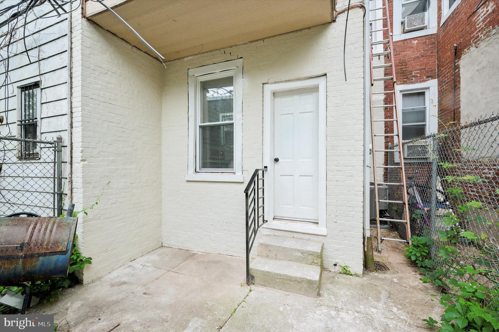 GERMANTOWN (EAST) - Residential