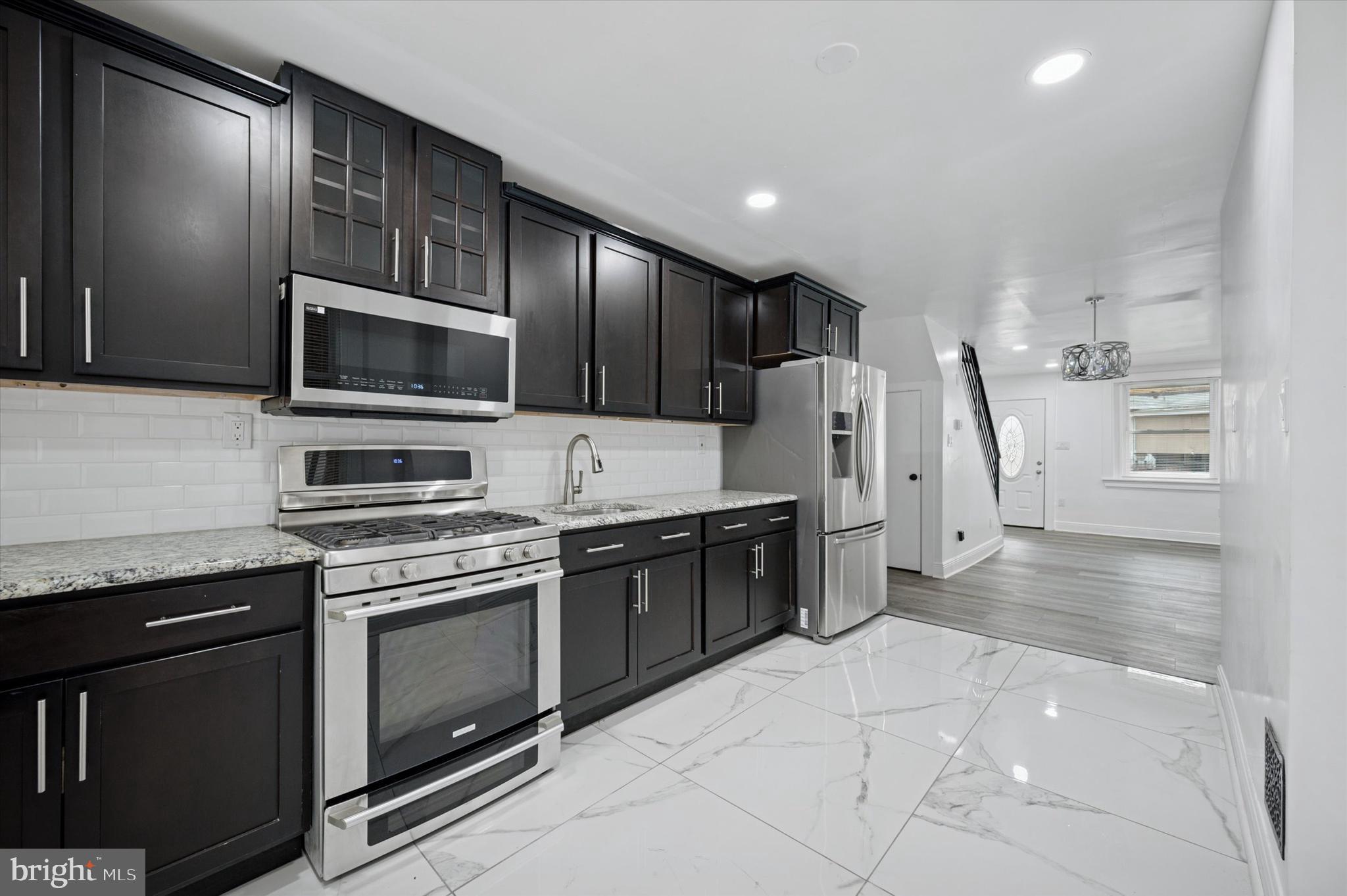 GERMANTOWN (EAST) - Residential