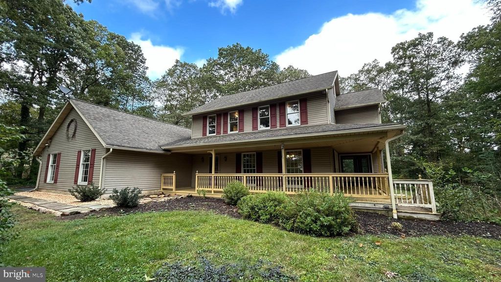 Photo of 1039 Elwood Street, NARVON, PA 17555 (MLS # PALA2077300)
