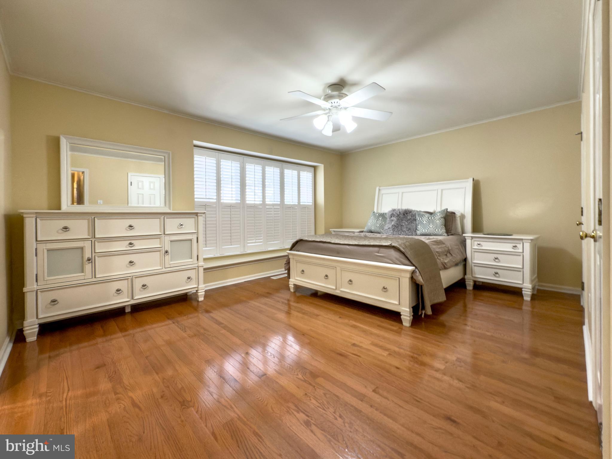 WAYNESBROOKE EAST - Residential